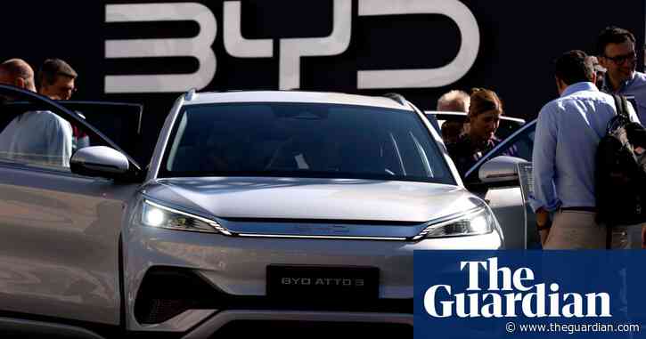 EU leaders back extra Chinese EV tariffs despite split vote