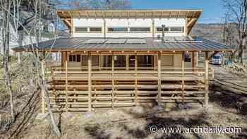 Suashi no ie House / Sobokuya Inc.