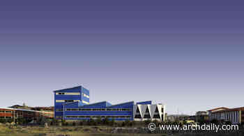 AnAhitA Factory Office Building / ShahrA Shahr