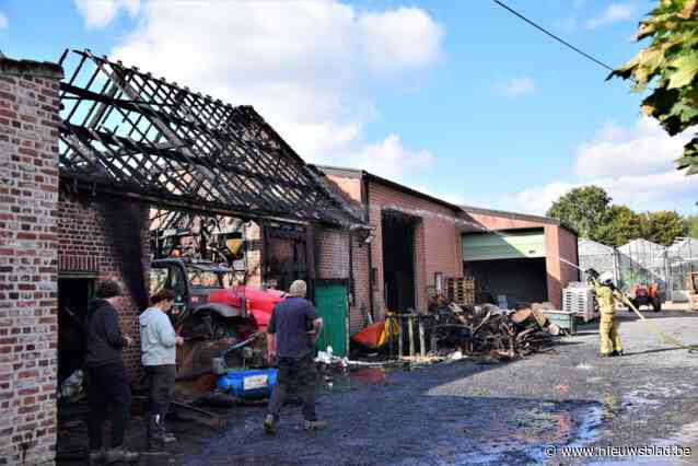 Loods gaat in vlammen op na slijpwerken