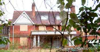 'World's most expensive street' where billionaires' mansions now lie in ruins