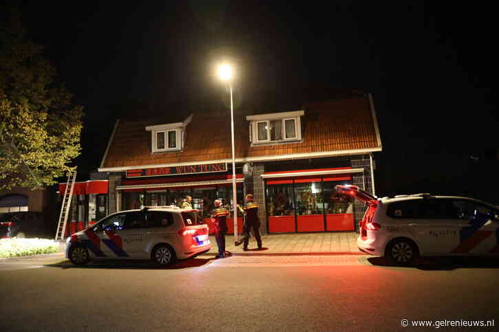 Agenten zoeken op daken tijdens grote politieactie