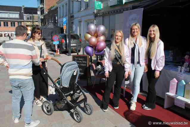 Zonnige eerste handelsbeurs op vernieuwde Gaverse Markt
