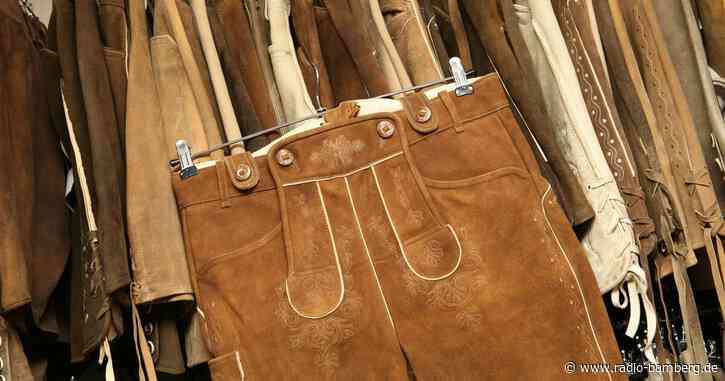 Wiesn-Fundbüro: Lederhosen, Handschellen, Eheringe abgegeben