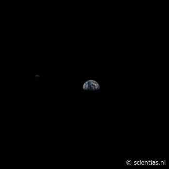 Een portret van de Aarde en de Maan vastgelegd door ESA’s Juice