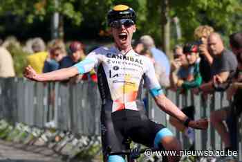 Mathis De Waele maakt beloftendebuut bij Dovy Keukens-FCC