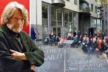 Wannes Van de Velde krijgt kaaisteen op Koolkaai in Antwerpen