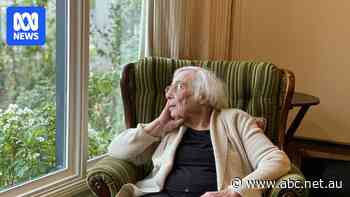 Retirement villages put on notice after being accused of gouging older Australians in 'corporatised elder abuse'