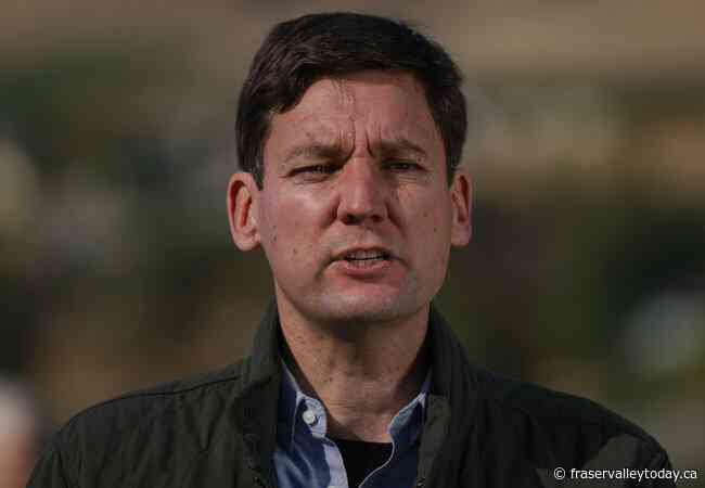 Eby supports police on guns and gangs, flanked by four law enforcement candidates