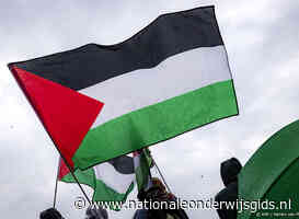 Ingang bestuursgebouw UU verspert door pro-Palestijnse demonstranten