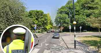 LIVE updates as road blocked due to crash in Orpington High Street