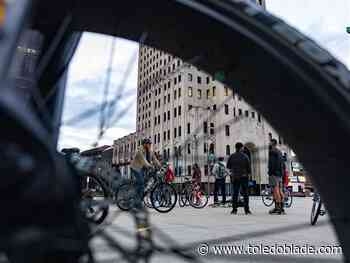 Bike rides near downtown build community among cyclists