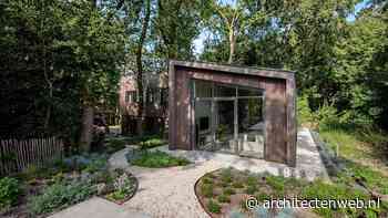 Splitlevel-villa in Schoorl ingebed in lanschap met duinhellingen