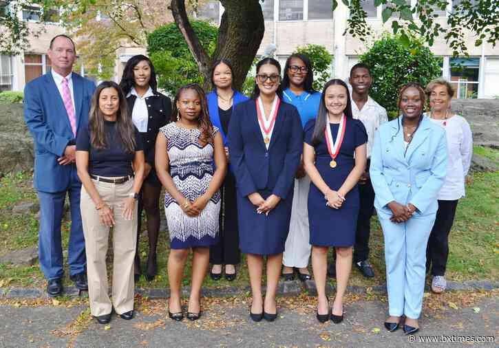 Cardinal Spellman High School celebrates beginning of new school year with Mass of the Holy Spirit