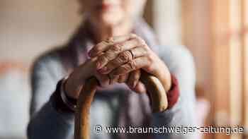 Pflegeversicherung: Scheinlösungen helfen nicht mehr weiter