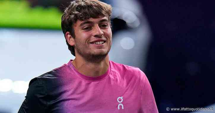 Masters 1000 Shanghai, Cobolli vince contro Wawrinka e poi svela: “Anche mio padre lo aveva battuto”. Ora affronta Djokovic