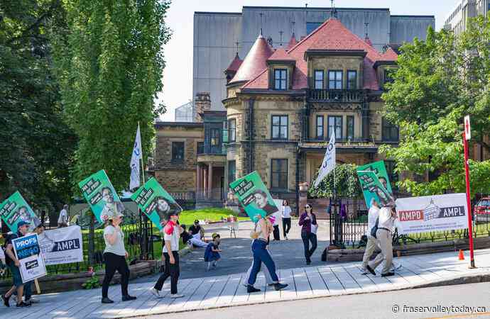 McGill agrees to drop legal challenge of law faculty union, ending strike