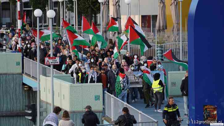 Pro-Palestina demonstratie verplaatst naar Stadsbalkon, naast station Groningen