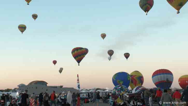 Balloon Fiesta celebrates 'New Mexico Day' on Monday