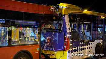 13 Schwerverletzte bei Busunfall in Regensburg