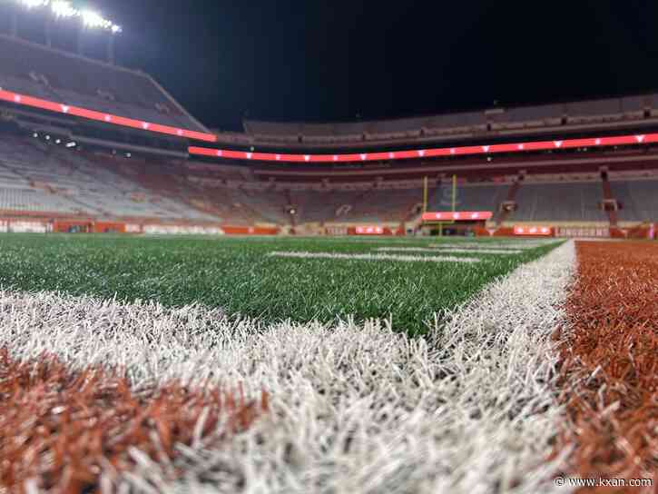 Longhorns, Bulldogs meet in pivotal SEC matchup under the lights Oct. 19