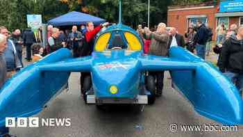 Campbell's Bluebird on display where it was built