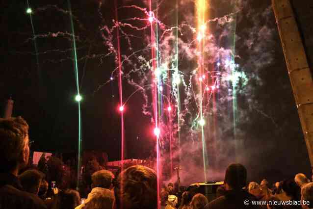 Vuurwerk aan Leieboorden sluit geslaagde Ezelsfeesten af