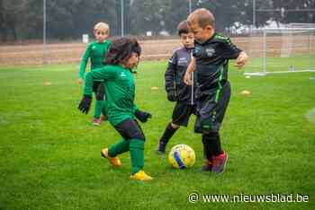 Kapellen bouwt voor Cappellen FC nieuwe kleedkamers achter het B-terrein