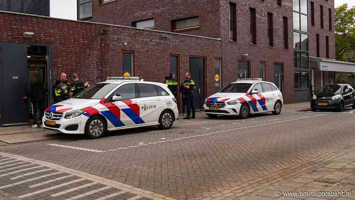 Jongen (17) dreigt met vuurwapen tijdens ruzie met jongeren bij supermarkt