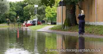 Flood alert issued in Croydon as rain set to batter London