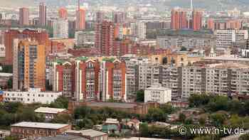 Aus Protest gegen ihre Strafe: Kreml-Kritikerin verletzt sich vor Gericht selbst