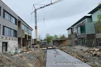 Gutachterin prüft Baustelle am Städtischen Gymnasium Delbrück