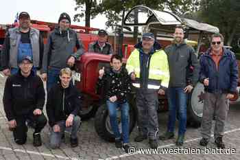 PS starker Fernseh-Star hat Auftritt beim Treckertreffen