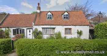 Planning application to alter listed 1700s Hull cottage