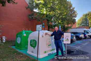 IVIO plaatst na 30 jaar nieuwe glasbollen: “Met verborgen camera tegen sluikstorters”