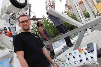 Aufbauarbeiten der City Kirmes in Herford haben begonnen