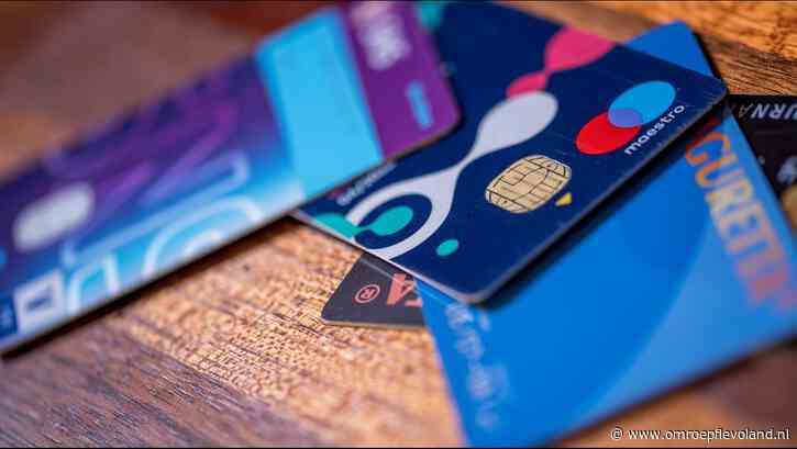 Almere - Cel- en werkstraf voor grote bankpasfraude door het hele land