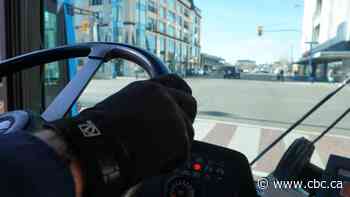 Saskatoon city council approves new 5-year contract with transit workers