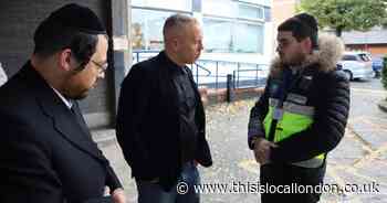 Judge Rinder visits orthodox community at Jewish New Year