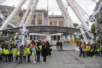 250 kinderen mogen gratis op reuzenrad: “Ik kon zo ver kijken: ik zag zelfs de flamingo’s in de zoo”