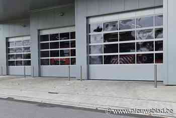 Opnieuw ruiten nieuwe brandweerkazerne ingegooid