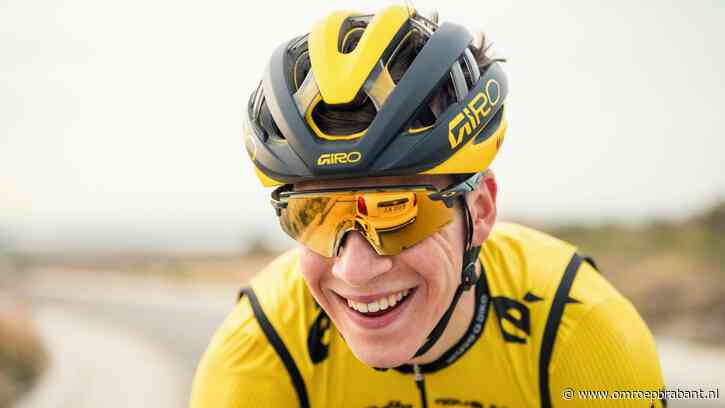 Van het voetbalveld naar de bergen: Tijmen fietst tussen de wereldtoppers