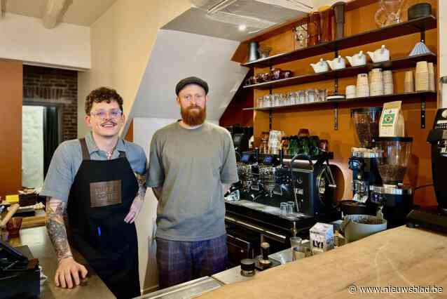 Na pop-up krijgt koffiebar Dees nu ook een vaste stek in Brugge: “Qua locatie kon ik het niet beter treffen”