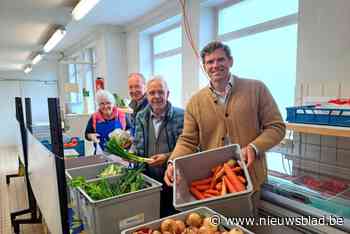 Bilzense supermarkt schenkt elke dag etenswaren aan Sint-Vincentius: “Vroeger werd dat allemaal in de afvalcontainer gegooid”