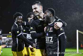 LIVESTREAM. Dolle pret in uitverkocht Ludo Coeckstadion (5-1)! Berchem Sport op rozen in Europees duel, bekijk het hier live