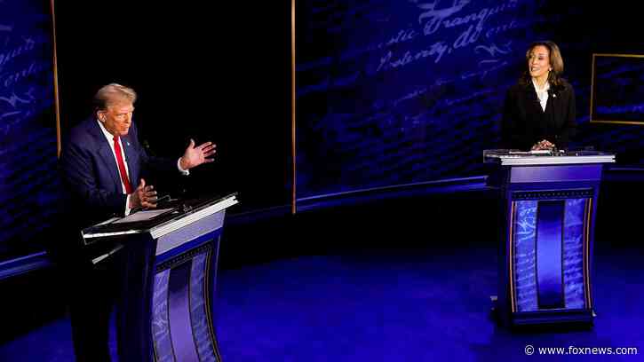 Same poll taken one month apart shows which presidential candidate has momentum in key states