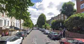 Man taken to hospital after being shot in leg in London