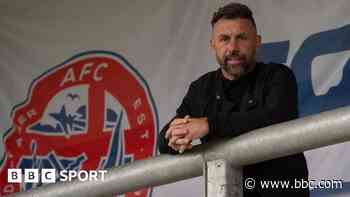 Phillips named new AFC Fylde head coach