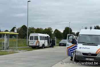 Na illegale rave met honderdtal feestvierders vlak bij E17: twee processen-verbaal voor rijden onder invloed