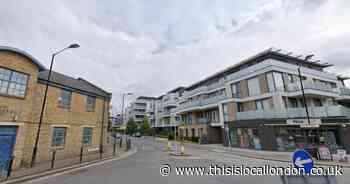 Three teens arrested as police seek witnesses after boy, 15, stabbed in Surrey Quays